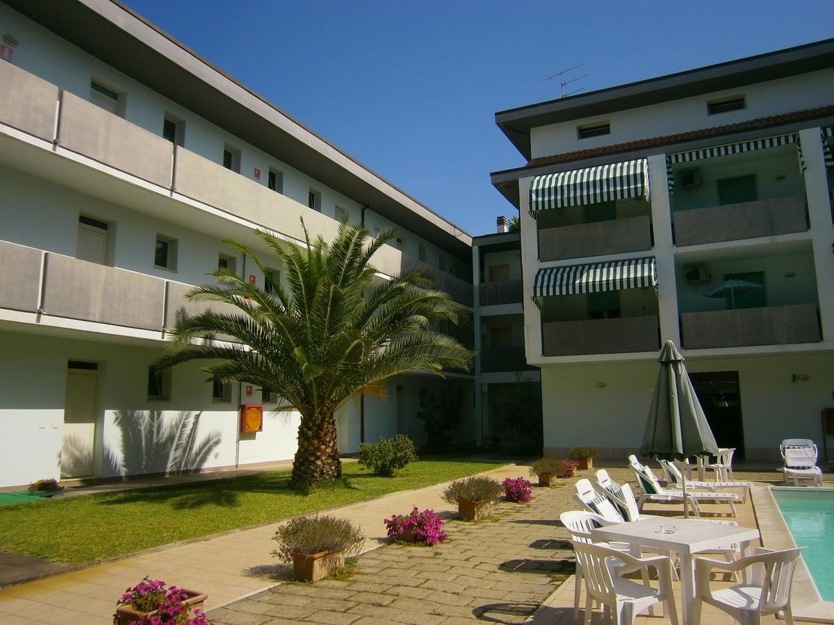 Residence Verde Pineta Principina a Mare Dış mekan fotoğraf